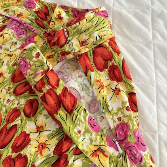 Womens Size 10 Midi Pencil Skirt 90s Style Vibrant Flower Floral Preppy Cotton - Picture 6 of 7